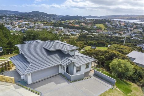 Photo of property in 143 Endeavour Drive, Whitby, Porirua, 5024