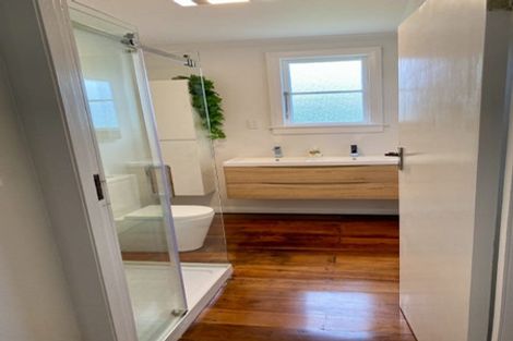 Photo of property in 2 Brassey Street, Waverley, 4510