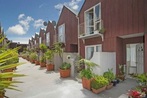Photo of property in 5a/66 Mount Eden Road, Mount Eden, Auckland, 1024