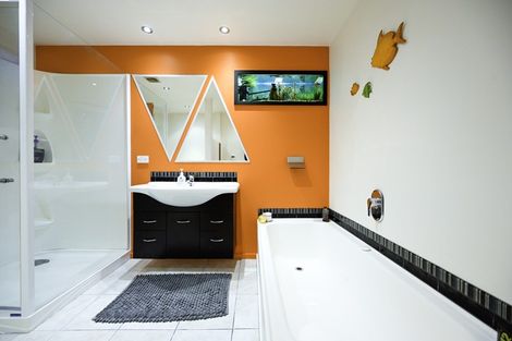 Photo of property in 82 Bisley Avenue, Moana, Nelson, 7011