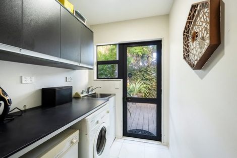 Photo of property in 2/16 Law Street, Torbay, Auckland, 0630