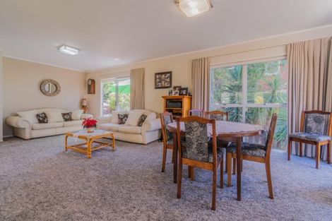 Photo of property in 1 John Downs Drive, Browns Bay, Auckland, 0630