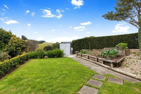 Photo of property in 135 Waikite Road, Welcome Bay, Tauranga, 3175