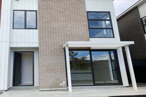 Photo of property in 19a O'meara Street, Swanson, Auckland, 0614