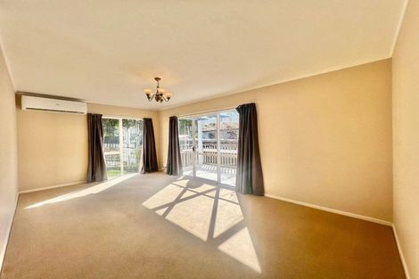 Photo of property in 40 Hassan Drive, Massey, Auckland, 0614