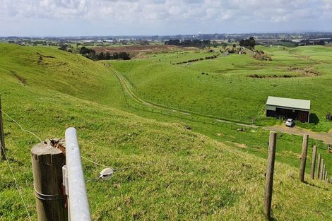 Photo of property in 247 Kaihau Road, Karioitahi, Waiuku, 2683
