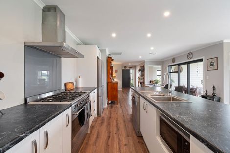 Photo of property in 29 Fry Road, Halcombe, Feilding, 4777