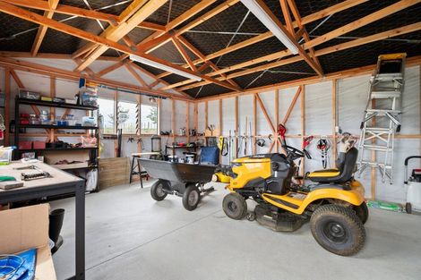 Photo of property in 29 Fry Road, Halcombe, Feilding, 4777