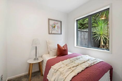 Photo of property in 3/17 Pannill Place, Oteha, Auckland, 0632