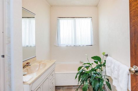 Photo of property in 643b Pioneer Highway, Highbury, Palmerston North, 4412