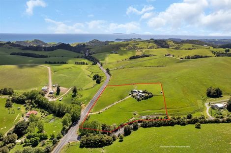 Photo of property in 1713 Matapouri Road, Matapouri, Whangarei, 0173