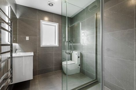 Photo of property in 36a Onepoto Road, Hauraki, Auckland, 0622