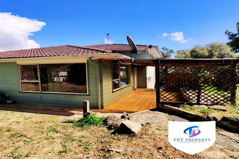 Photo of property in 27 Burndale Terrace, Manurewa, Auckland, 2102