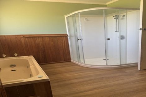 Photo of property in 95 Balaclava Street, Wyndham, 9831