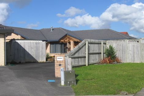 Photo of property in 17 Balla Place, East Tamaki, Auckland, 2016