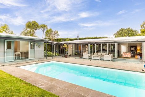 Photo of property in 29 Mill Road, Clive, 4102