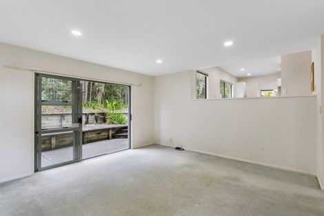 Photo of property in 4 San Ambrosio Rise, Henderson, Auckland, 0612
