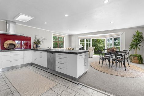 Photo of property in 76a Mangorei Road, Strandon, New Plymouth, 4312