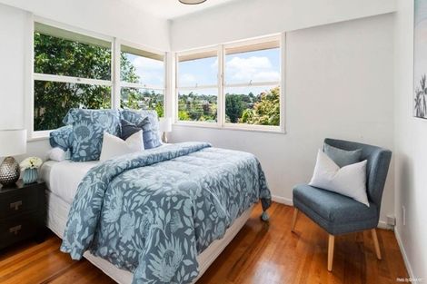 Photo of property in 15 Sealy Road, Torbay, Auckland, 0630