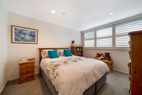 Photo of property in 2i/175 Hurstmere Road, Takapuna, Auckland, 0622