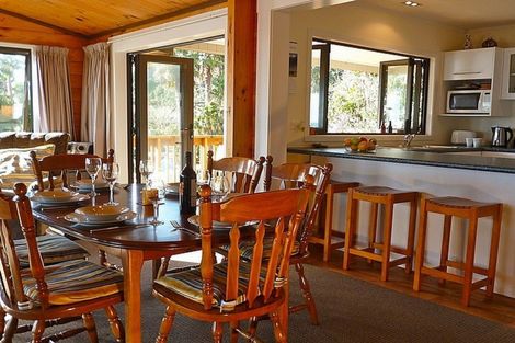 Photo of property in 77 Bluff Road, Kuaotunu West, Whitianga, 3592