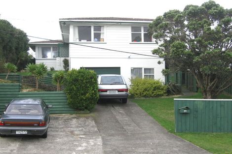 Photo of property in 30 Baylands Drive, Newlands, Wellington, 6037