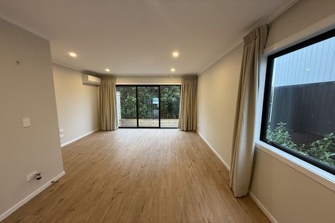Photo of property in 2/125b Metcalfe Road, Ranui, Auckland, 0612