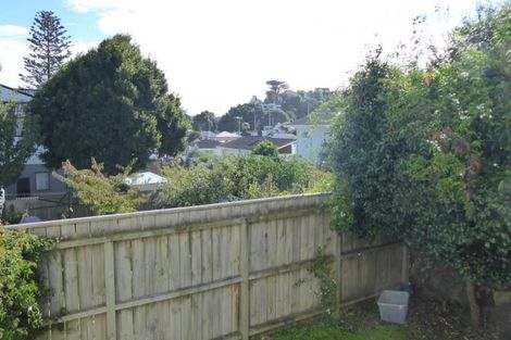 Photo of property in 10 Cavendish Square, Strathmore Park, Wellington, 6022