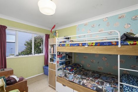 Photo of property in 38 Paritutu Road, Spotswood, New Plymouth, 4310