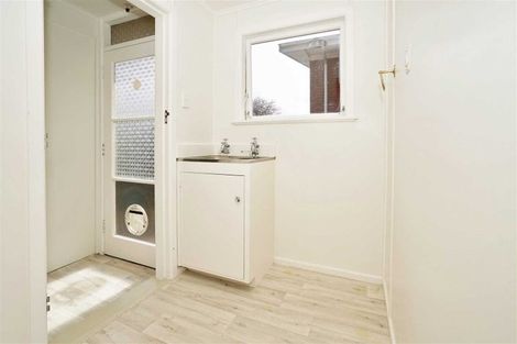 Photo of property in 32 Hooker Avenue, Chedworth, Hamilton, 3210