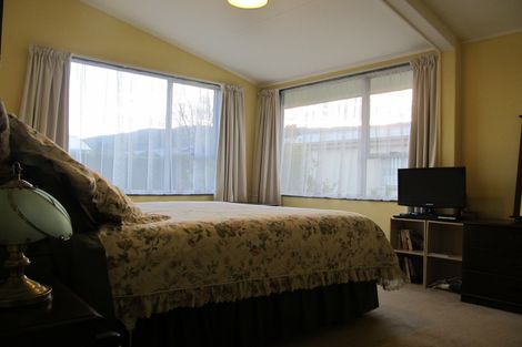 Photo of property in 73 Hazlett Street, Clyde, 9330