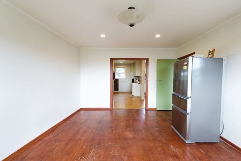 Photo of property in 1 Normandy Place, Henderson, Auckland, 0610