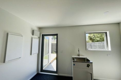 Photo of property in 2/21 Glasgow Street, Phillipstown, Christchurch, 8011