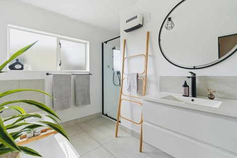 Photo of property in 43 Osprey Drive, Welcome Bay, Tauranga, 3112