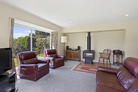 Photo of property in 100 School Road, Yaldhurst, Christchurch, 7676