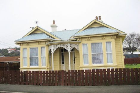 Photo of property in 100 Surrey Street, Forbury, Dunedin, 9012