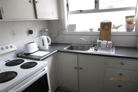 Photo of property in 2/36 Roxburgh Street, Mount Victoria, Wellington, 6011