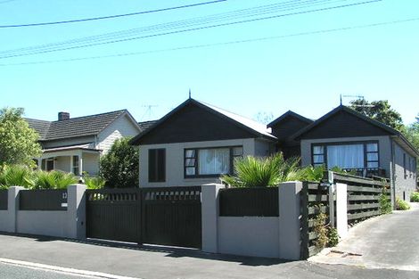 Photo of property in 13a Faulkner Road, Northcote Point, Auckland, 0627