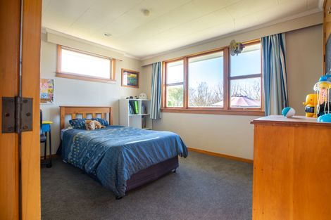 Photo of property in 22 Keats Crescent, Stoke, Nelson, 7011