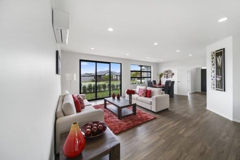 Photo of property in 20 Wellfield Drive, Papakura, 2110