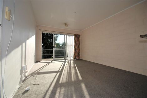 Photo of property in 8/19a Verbena Road, Birkdale, Auckland, 0626