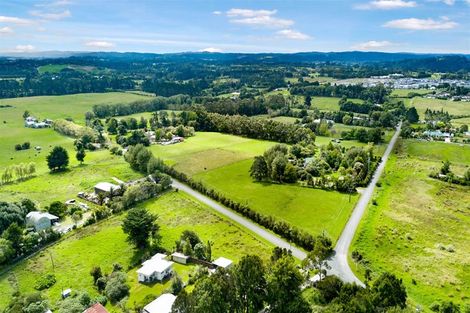 Photo of property in 10 Spedding Road, Whenuapai, Auckland, 0618