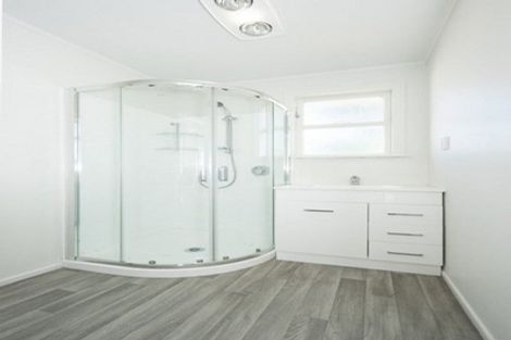 Photo of property in 1/494 Swanson Road, Ranui, Auckland, 0612