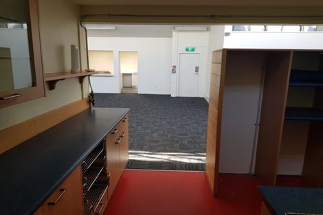 Photo of property in 6 Young Street, New Plymouth, 4310