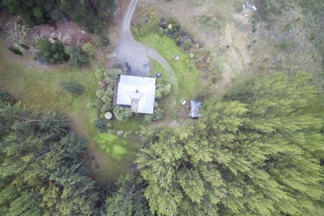 Photo of property in 2175 Main Road North, Sefton, Amberley, 7481