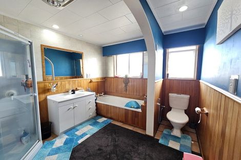 Photo of property in 80 Gray Avenue, Paraparaumu Beach, Paraparaumu, 5032