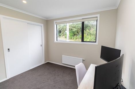 Photo of property in 41 Glanmire Road, Newlands, Wellington, 6037