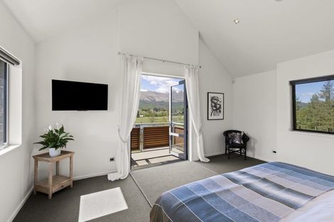 Photo of property in Millbrook Resort, 24 Ayrburn Ridge, Arrowtown, 9371