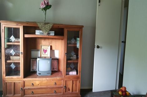 Photo of property in 5 Glendawn Place, Bayview, Auckland, 0629