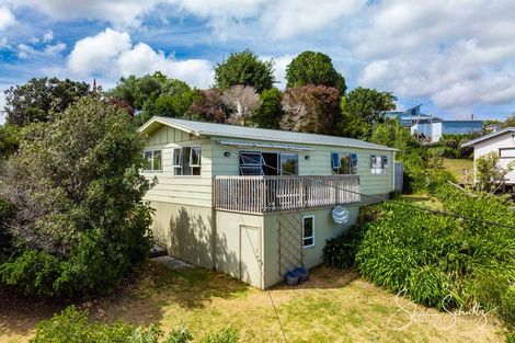 Photo of property in 1111 Whakapirau Road, Whakapirau, Maungaturoto, 0583